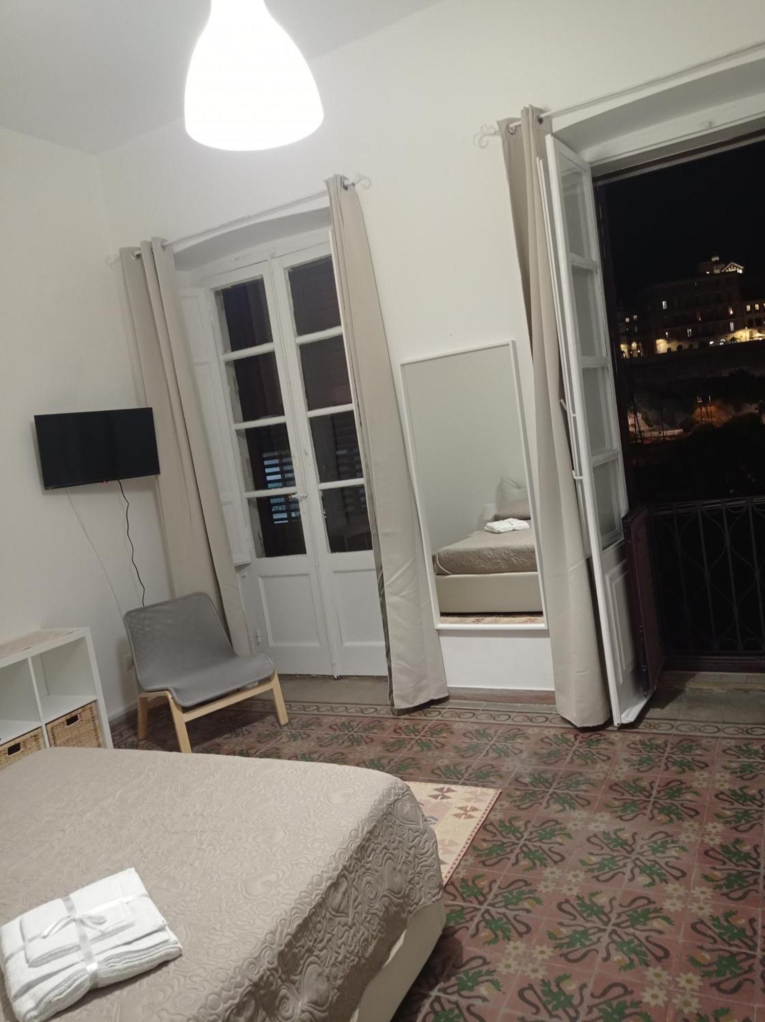 Central Moon Cagliari Vista Mare Zimmer foto